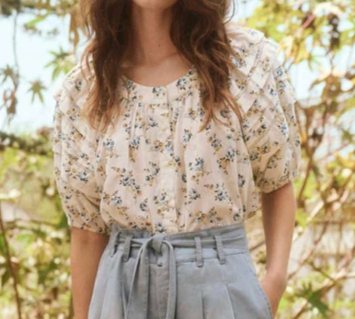 The Carriage Top - Cream Kerchief Rose Print