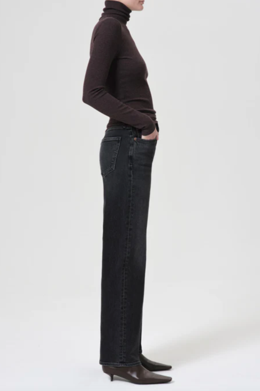 Harper Stretch Straight Jean