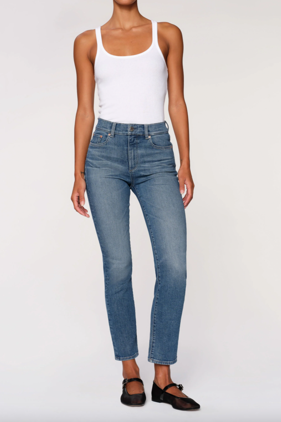 Mara Straight Mid Rise Instasculpt Ankle Jeans