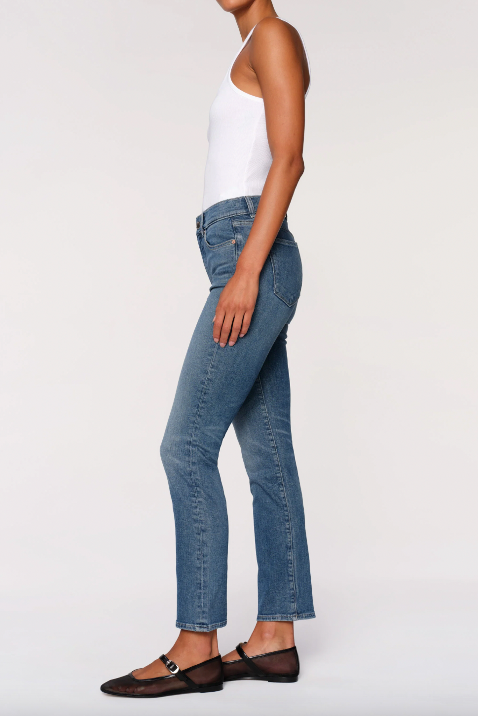 Mara Straight Mid Rise Instasculpt Ankle Jeans