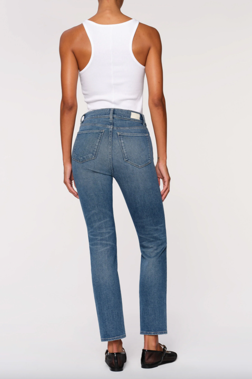 Mara Straight Mid Rise Instasculpt Ankle Jeans