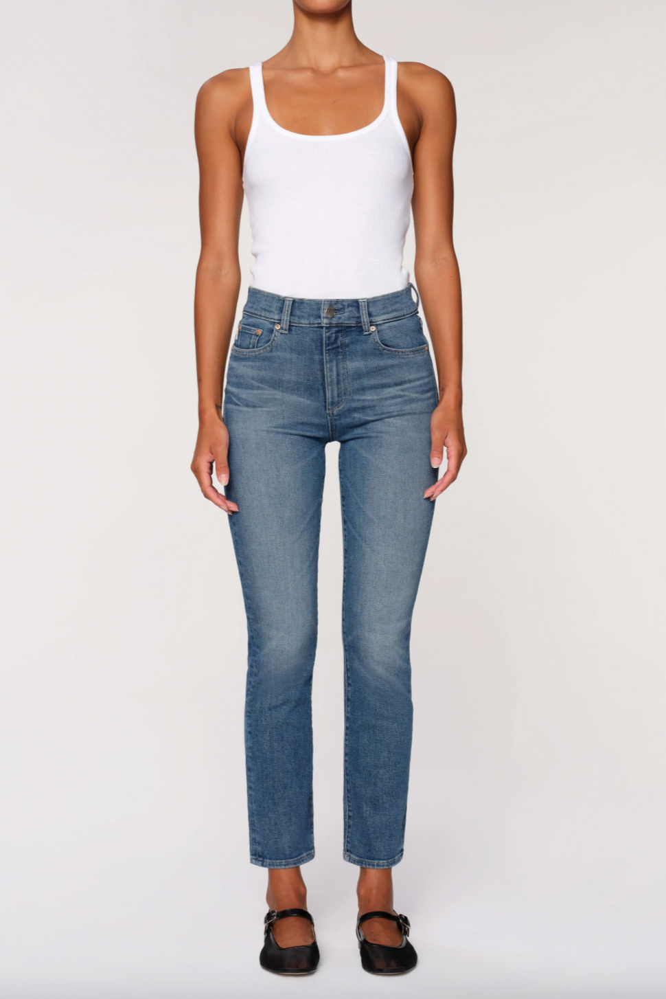 Mara Straight Mid Rise Instasculpt Ankle Jeans