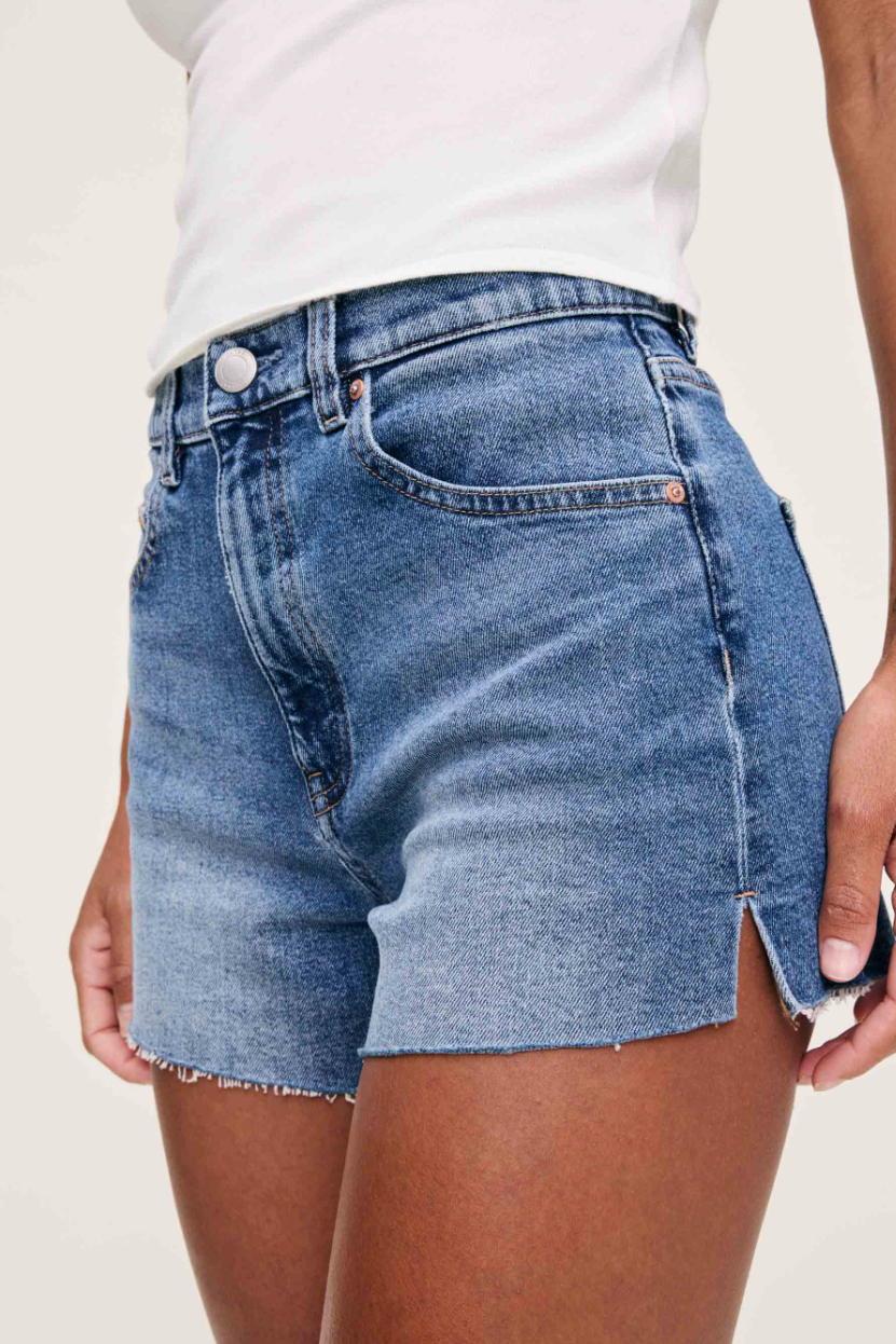 Zoie Relaxed Jean Short 3.25"