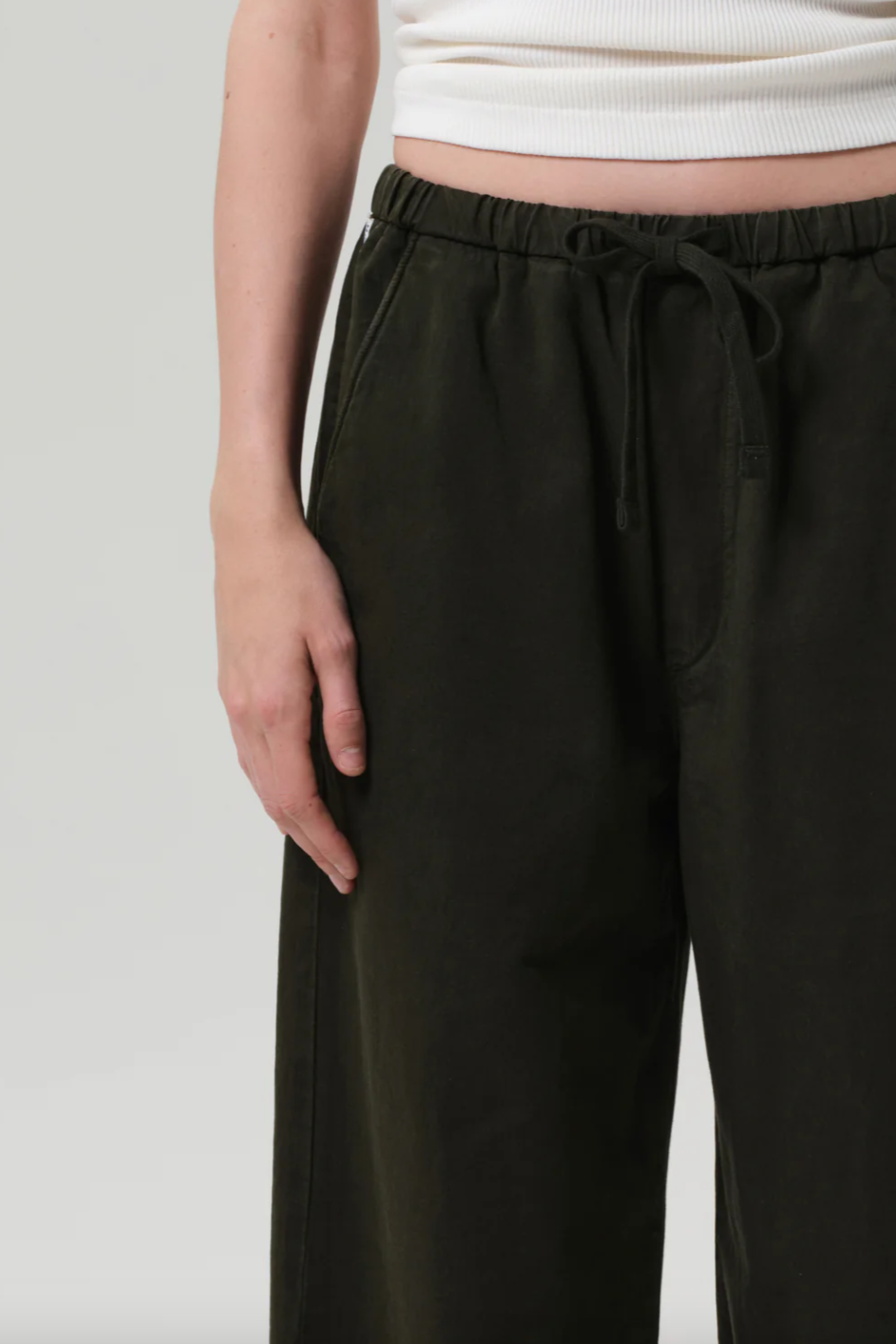 Aurora Pull on Pant in Moss