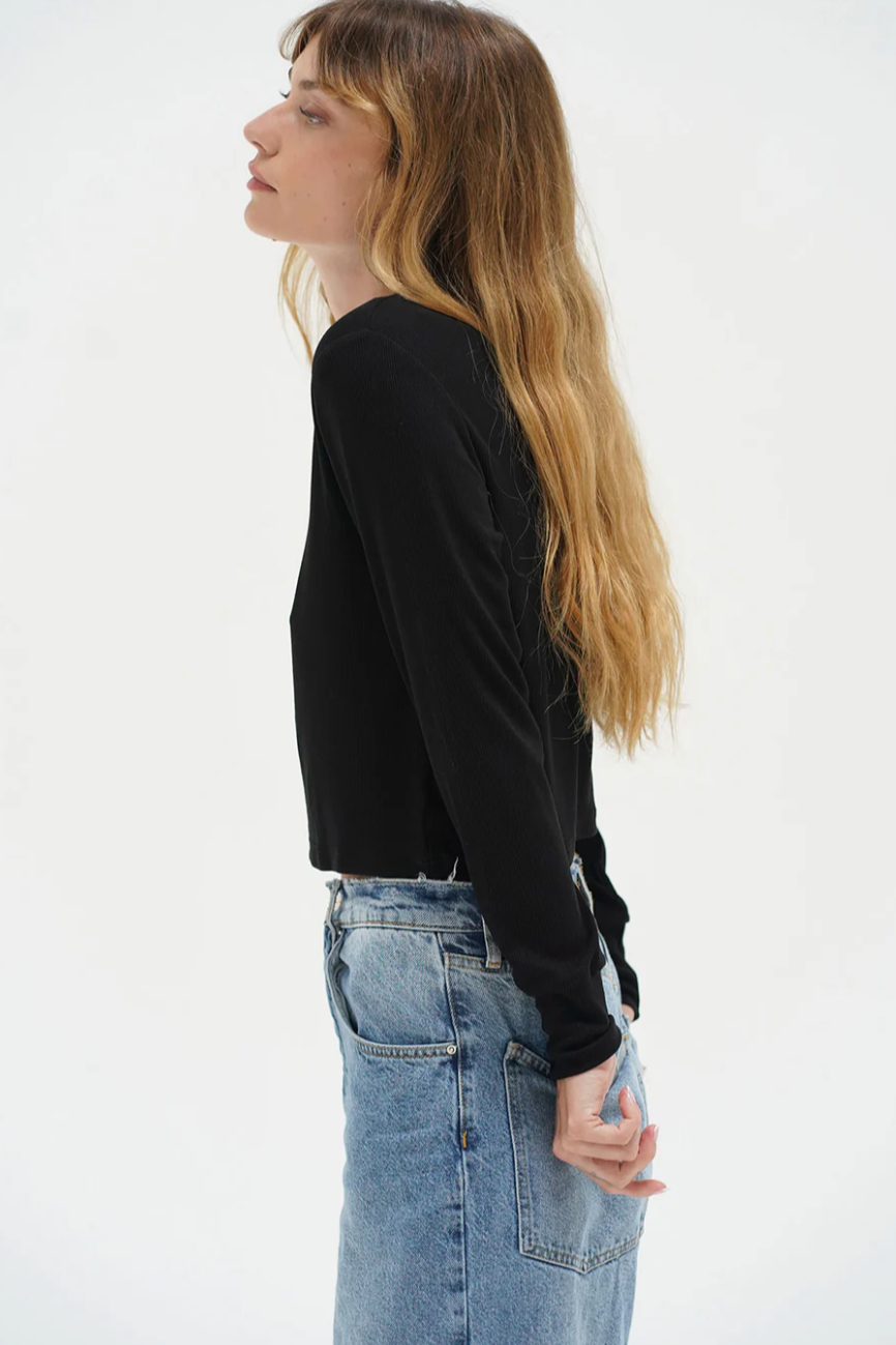 Long Sleeve Ribbed Crew
