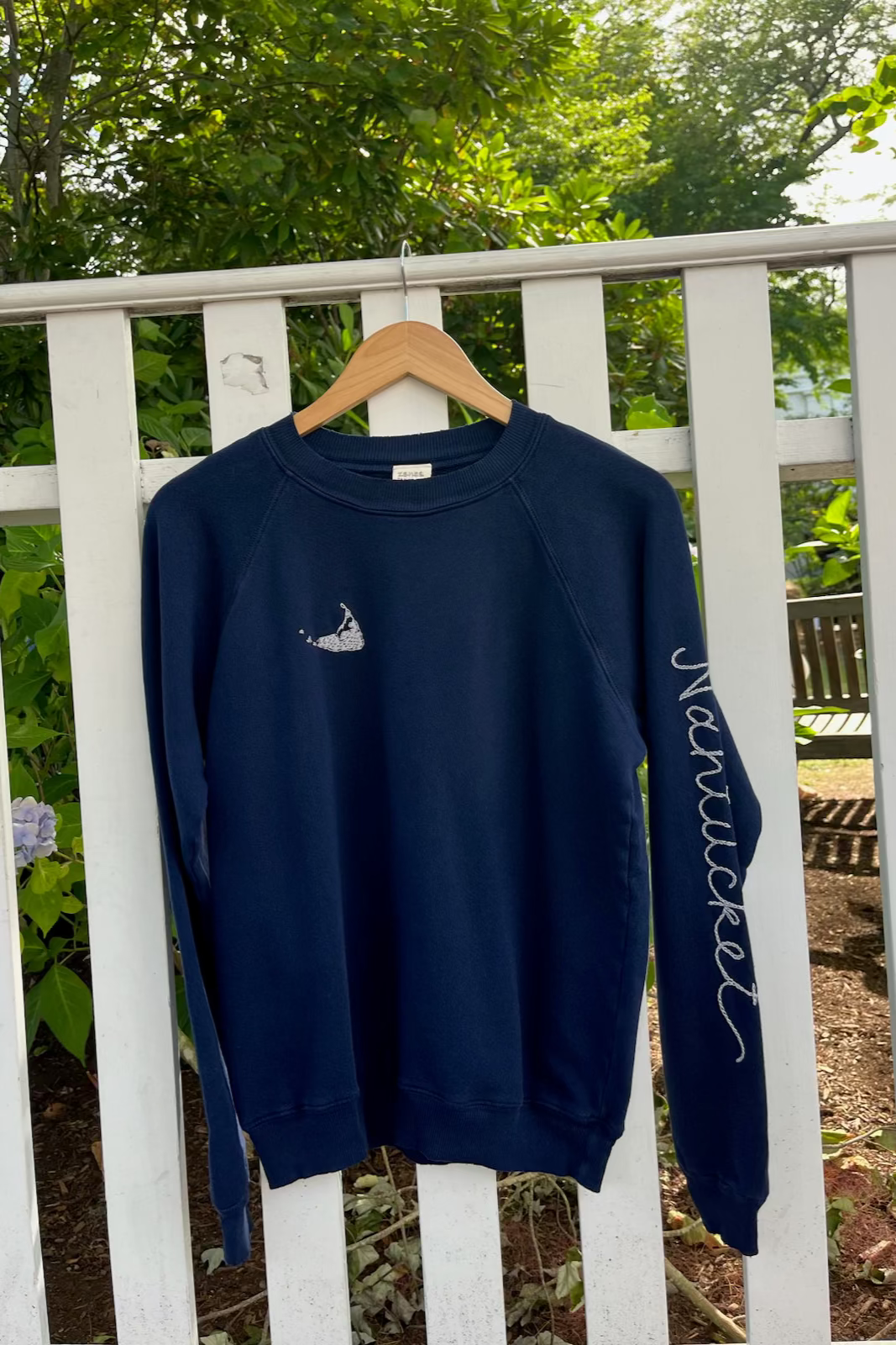 Island Sweatshirt- Nantucket sleeve- Navy