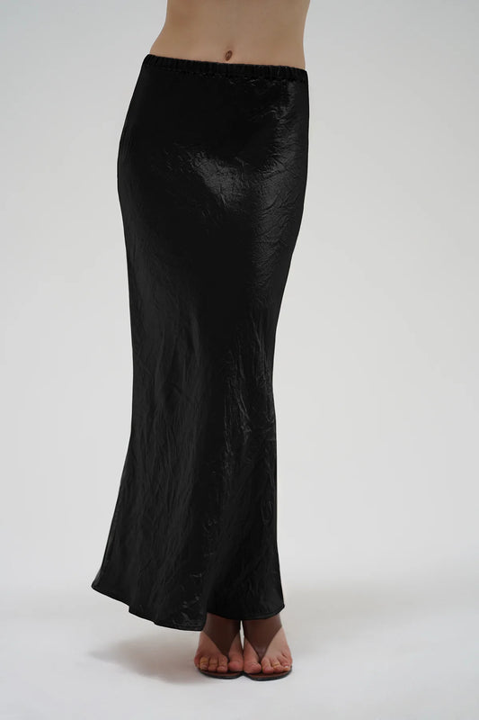 Eva Shine Skirt- Black