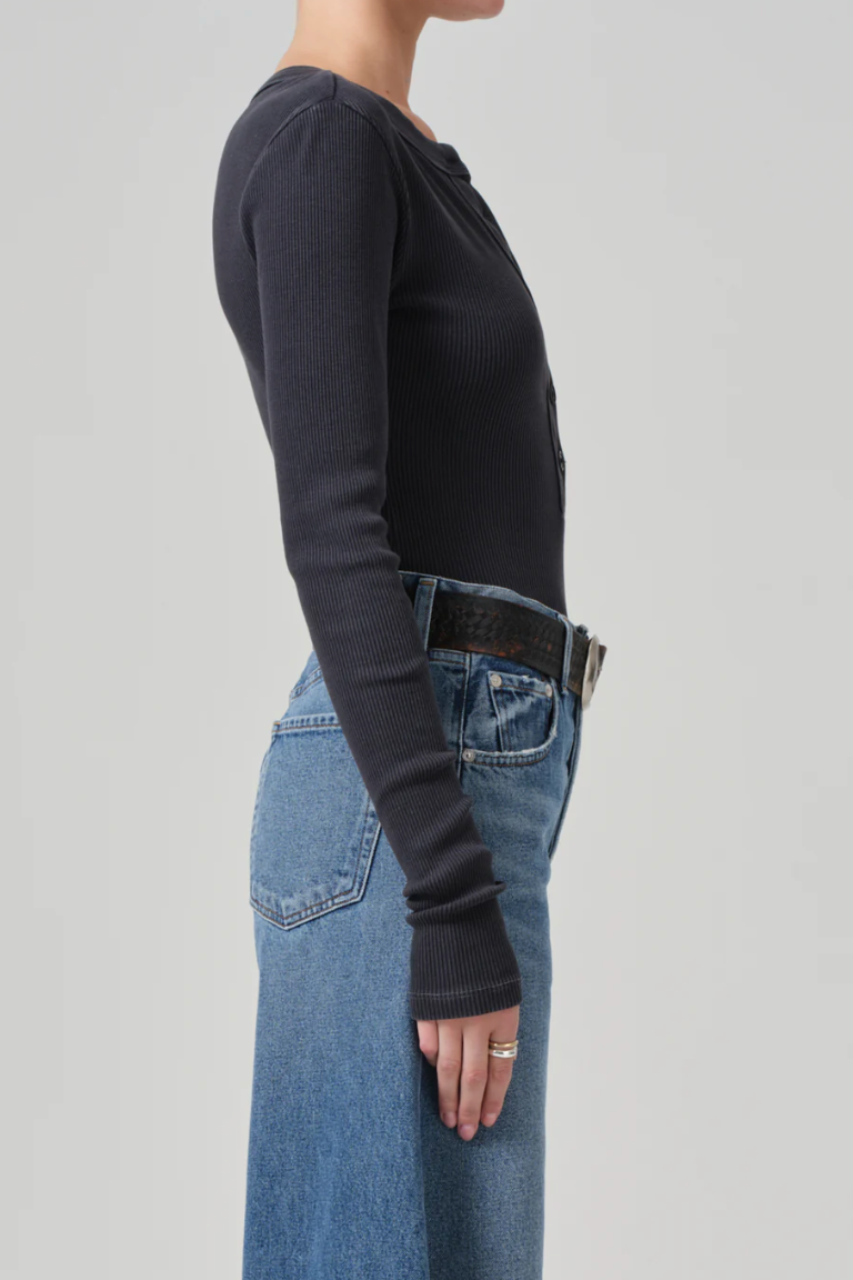 Vara Henley