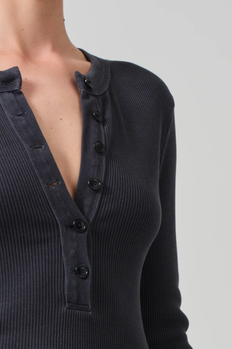 Vara Henley