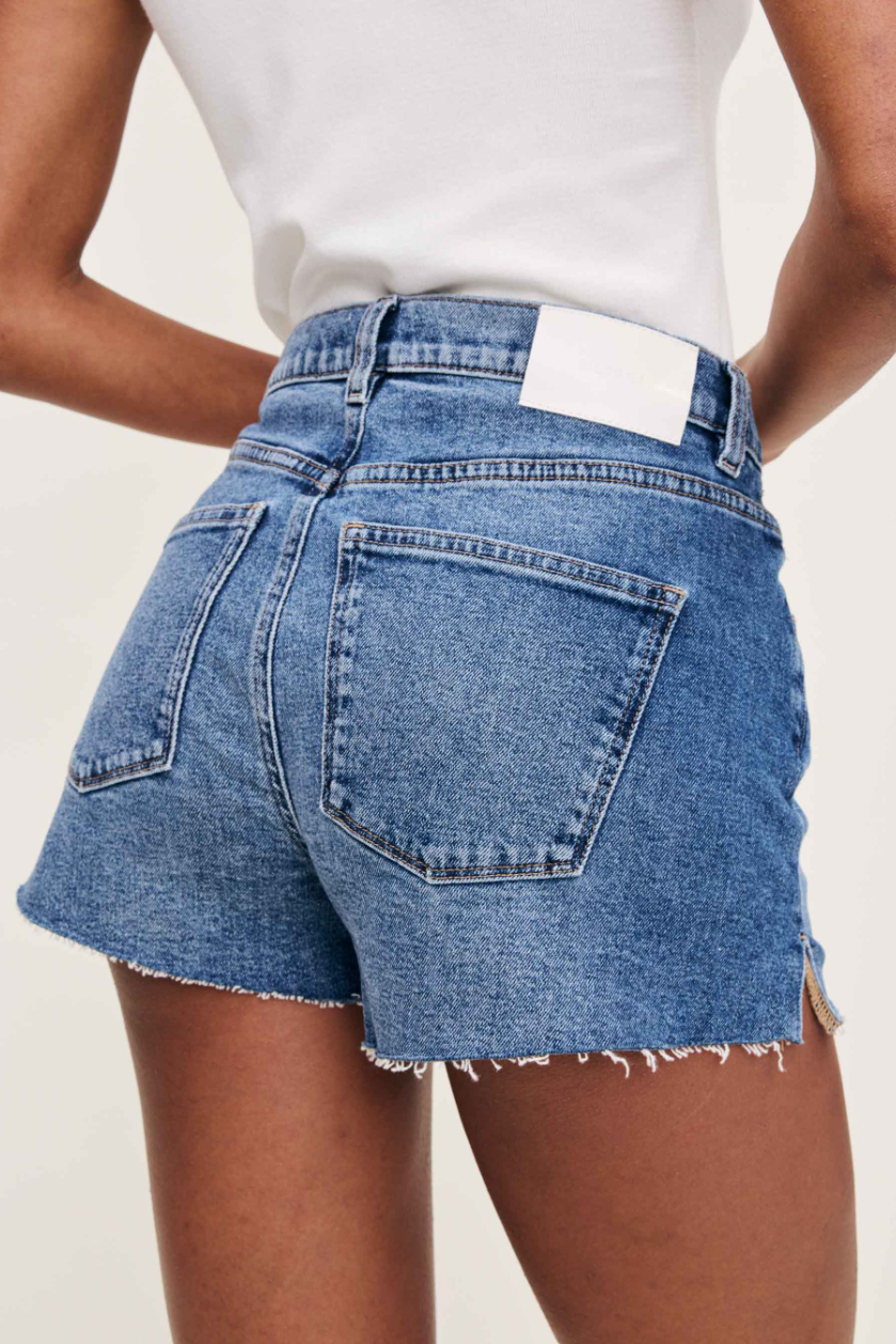 Zoie Relaxed Jean Short 3.25"