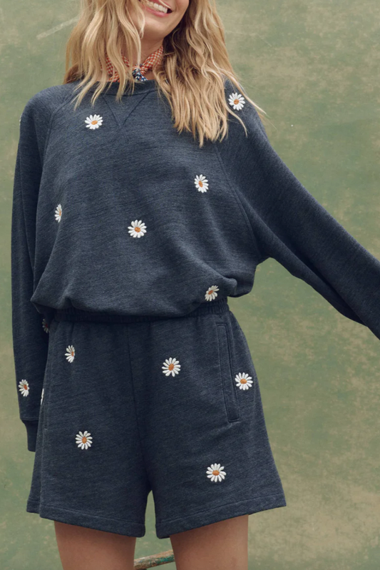 The Slouch Sweatshirt Daisy Embroidery