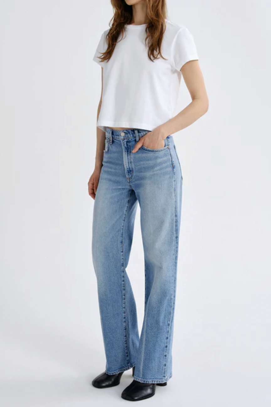 Harper Straight Jean (Weightless Stretch)
