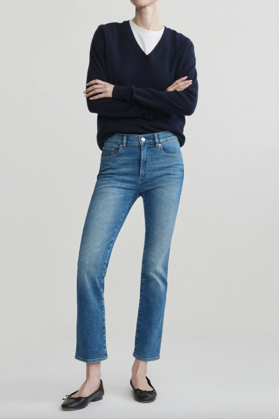 Mara Straight Mid Rise Instasculpt Ankle Jeans
