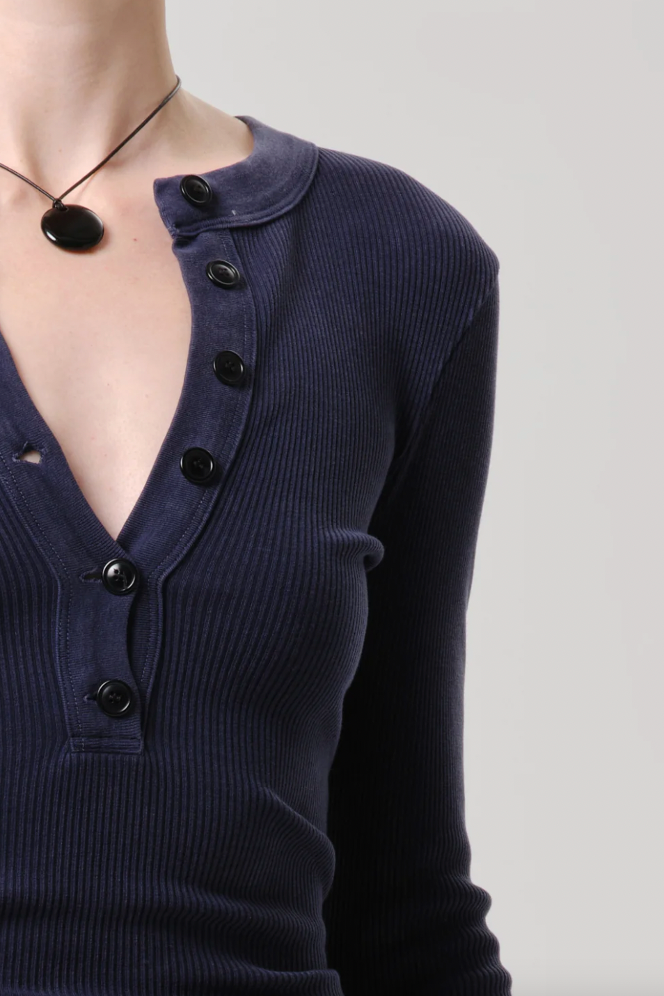 Varra Henley