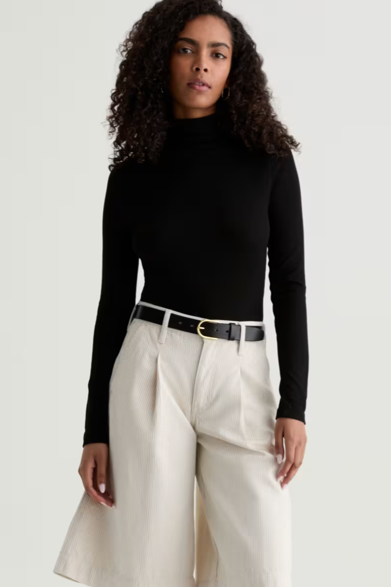 Chels Turtleneck - Super Black