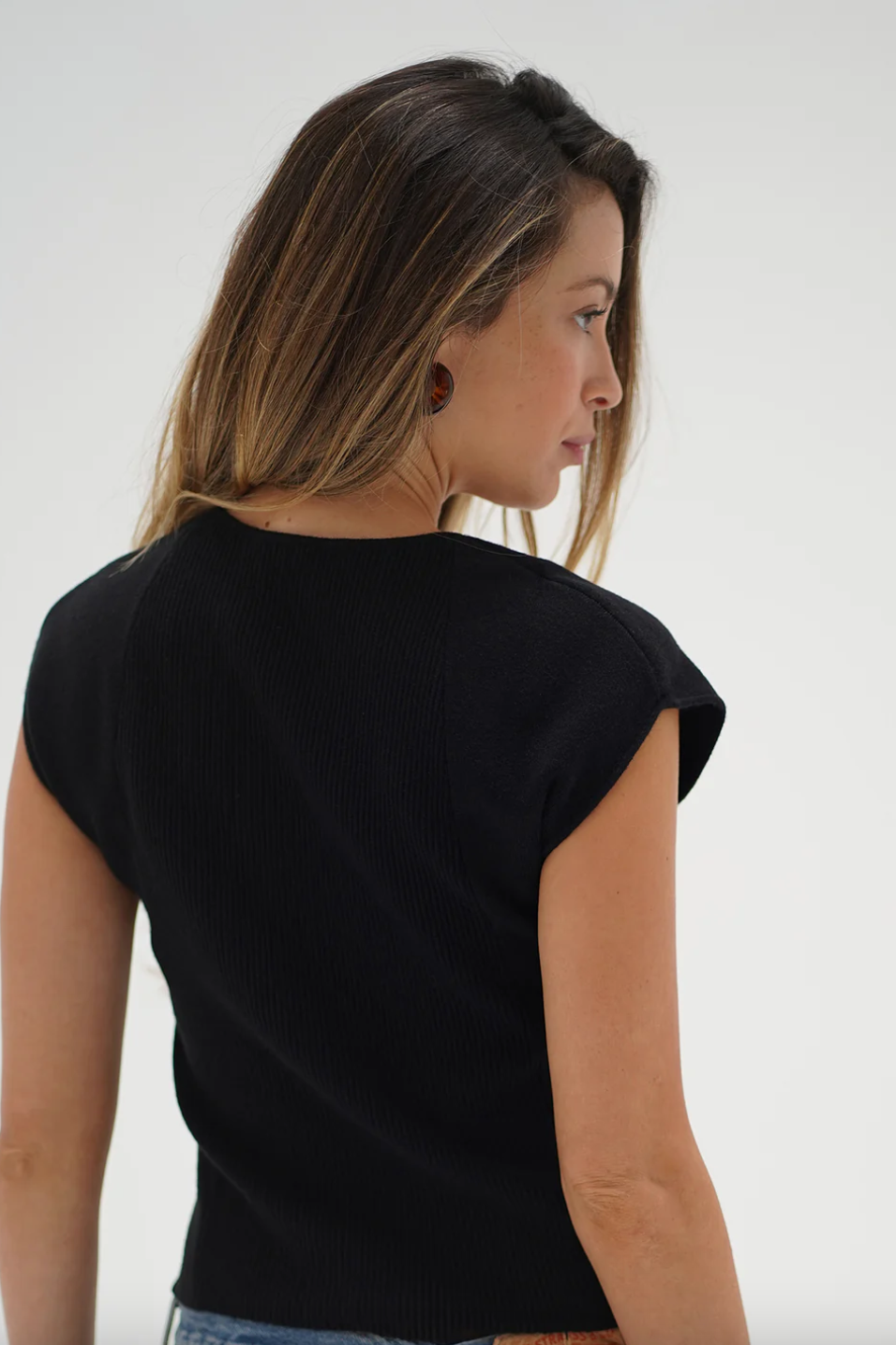 Millie Cap Sleeve Sweater Top- Black