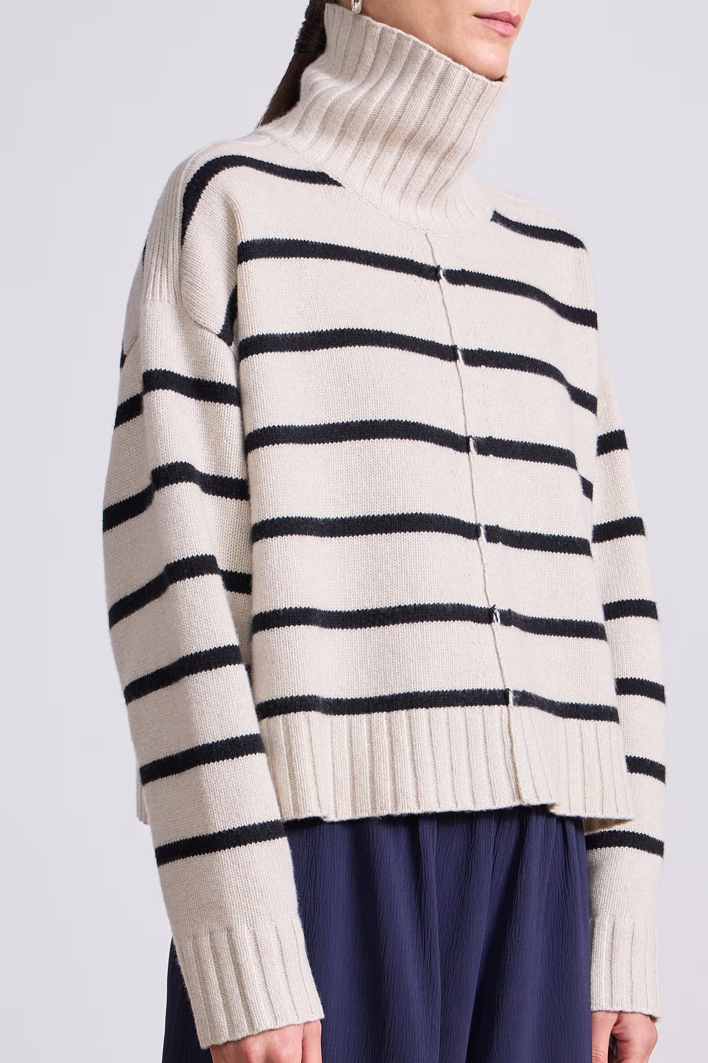 Ari Cropped Turtle- Cream and Black Stripe